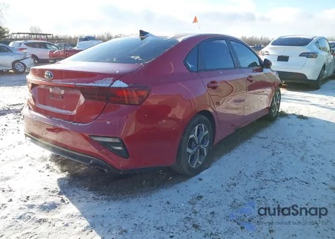 2021 Kia Forte Lxs из США, поврежденный, VIN 3KPF24AD6ME355085